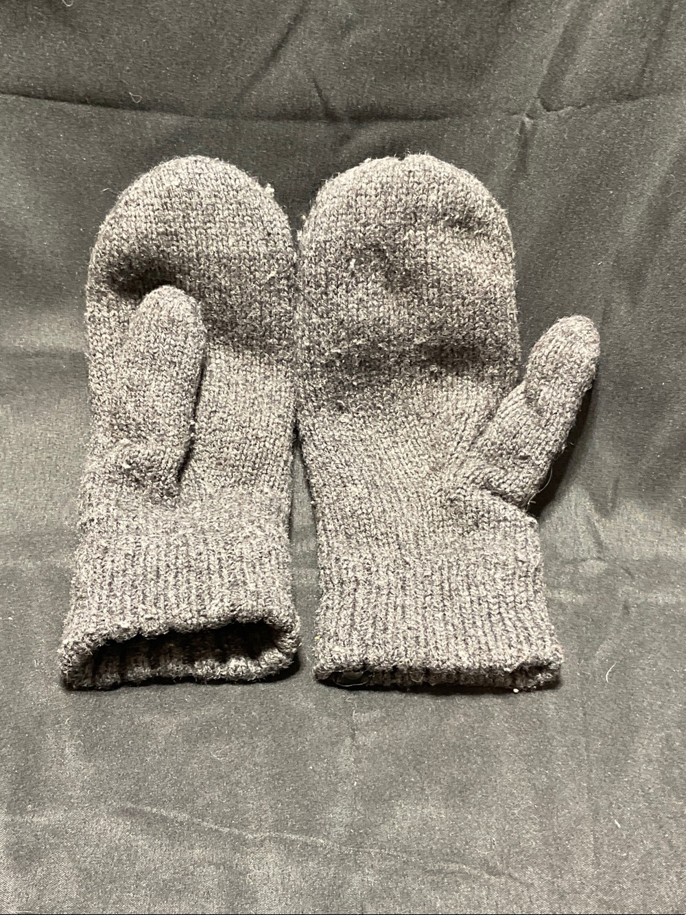 Ladies Knit Mittens - Gray